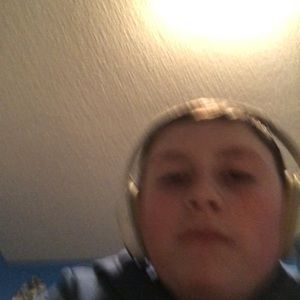 Meet your Posher, Stefan